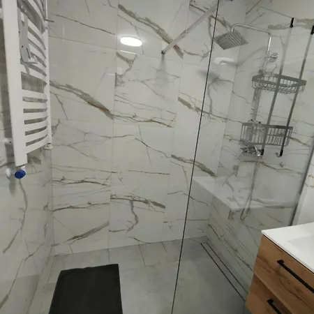 I Apartman *
